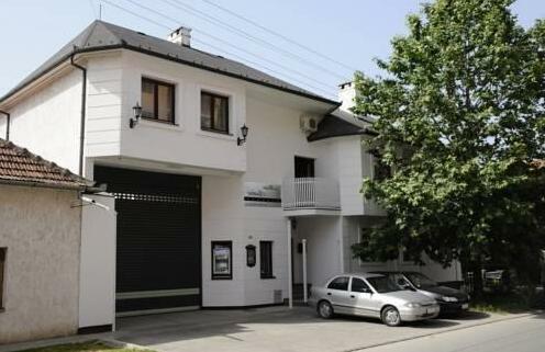 Masters Residence ApartHotel - Photo2