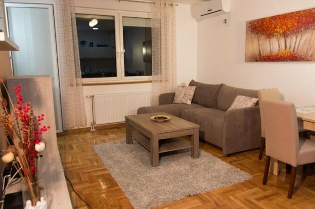 Premium Apartments Novi Sad - Photo2