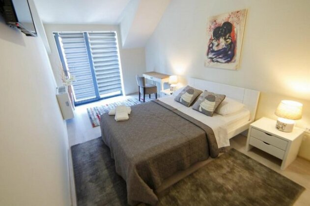 VonAmor Room & Apartment - Photo2