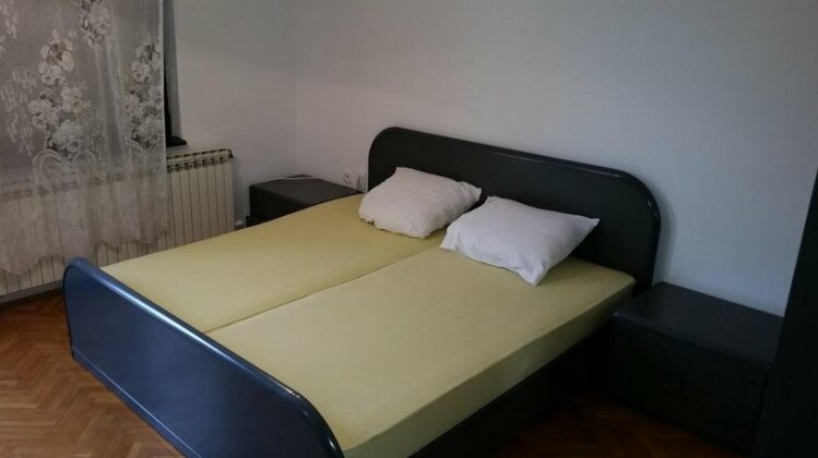Bed And Breakfast Mladost - Photo4