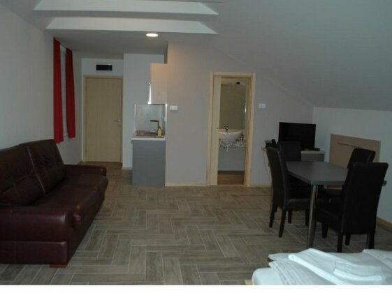 Guesthouse Zona Optimizma - Photo5