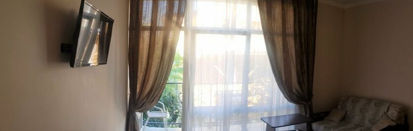 Abrikos Guest House - Photo2