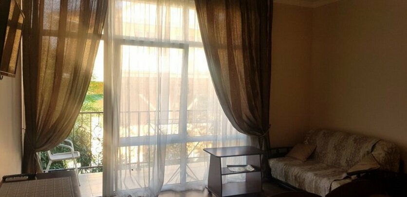 Abrikos Guest House - Photo3