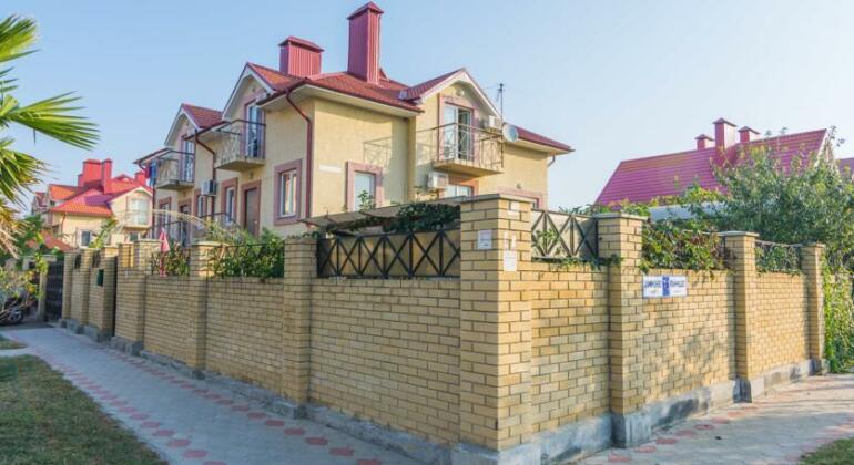 Arina Guest House Adler - Photo3