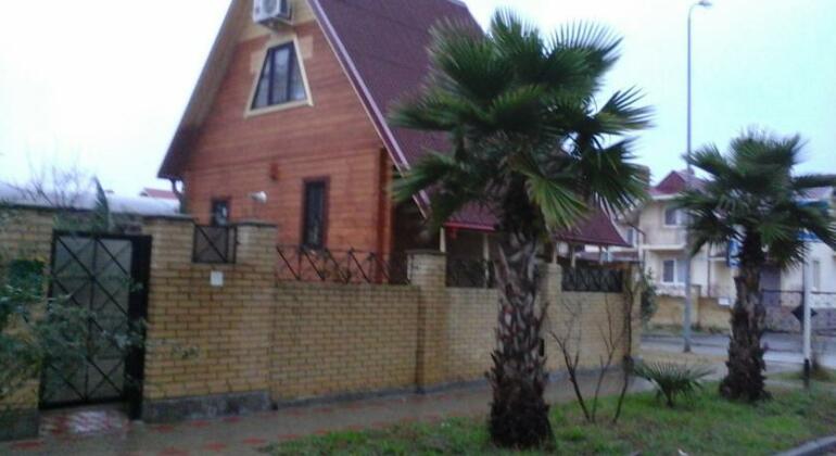 Arina Guest House Adler - Photo4