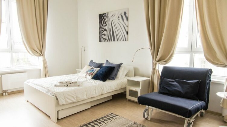 Fenix Deluxe Apartment on Golubaya 5 - Photo2