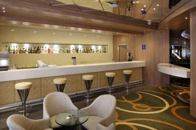 Grand Holiday Cruise Ship - Photo4