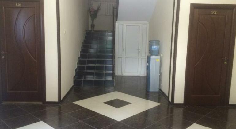 Guest House Lesya - Photo3