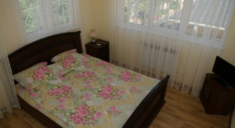 Guest house on Sverdlova 16/3 - Photo3