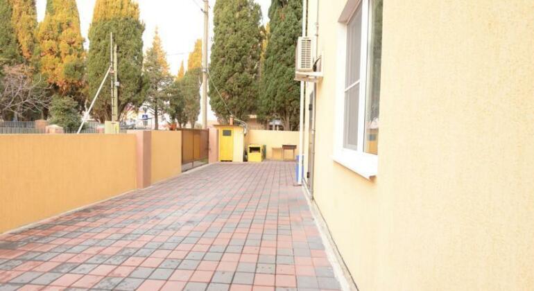 Guest House on Uritskogo Street - Photo4