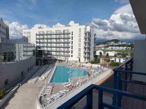 Happy Place Apartments Ferretti - Photo2