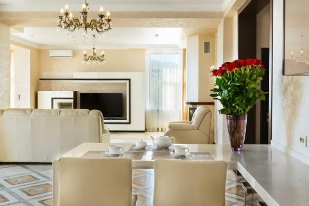 Hotel Gold & Glass - Photo4