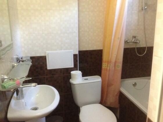 Kovcheg Alliance Guest House - Photo4