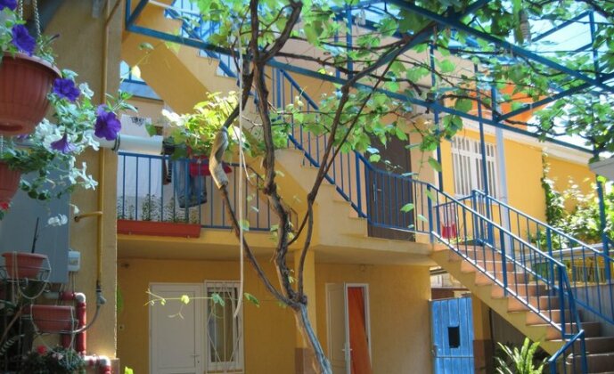 Liana Guest House - Photo2