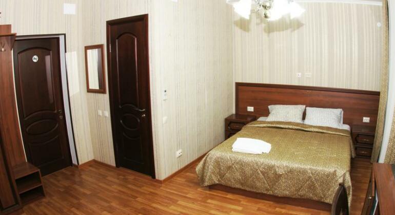 Mini-Hotel Tri Art - Photo4
