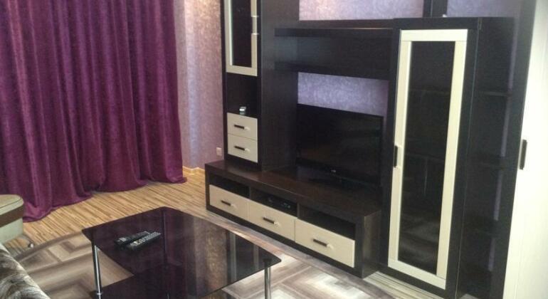 On Prosveshcheniya 84 Apartment - Photo4