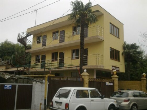 Photo 4