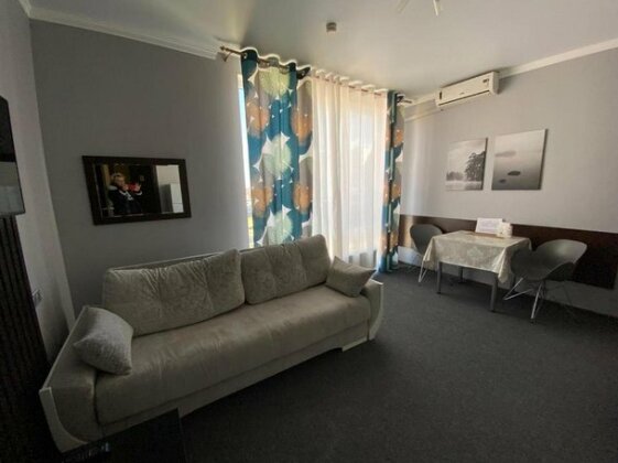 Sea Side Apartments 65 Let Pobedy st - Photo2