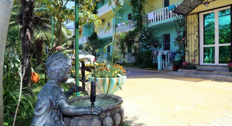 Sputnik Guest House - Photo3