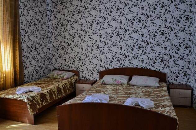 U Chernogo morya - Photo2