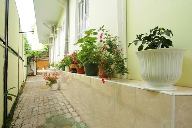 Uyut Hotel - Photo2