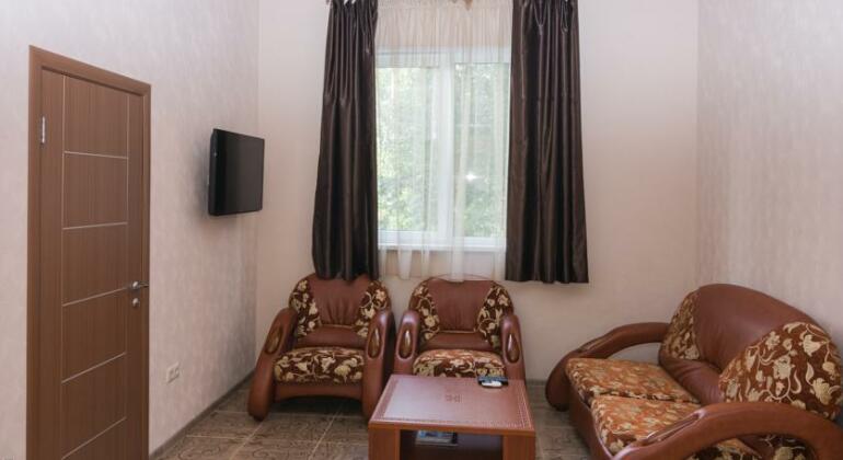 Venice Apartments - Photo3