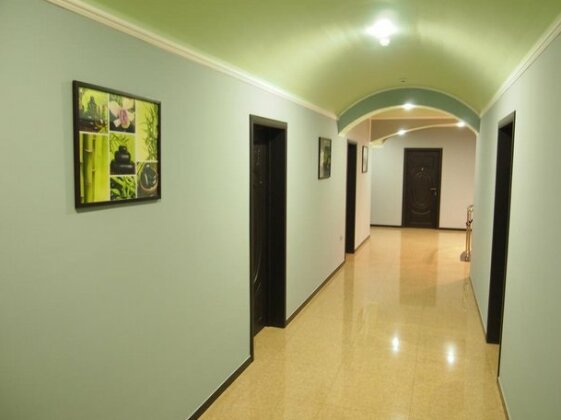 Noy - Photo2