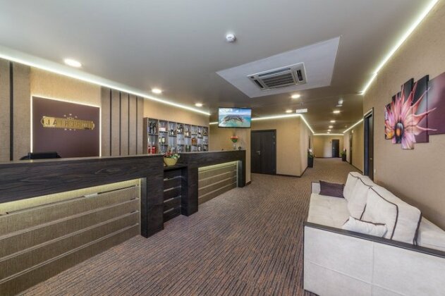 Imperial Sun Hotel - Photo2