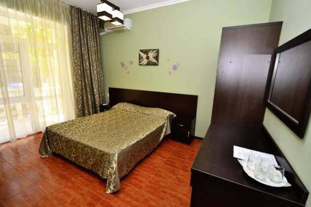 Mango Guest house Anapa - Photo2