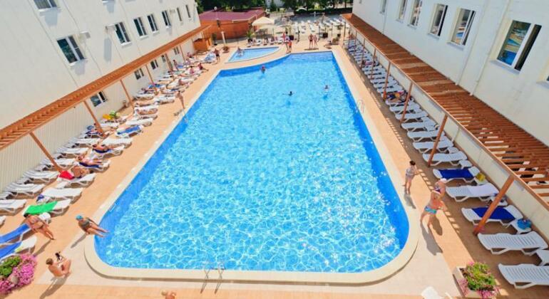 Rodnik Health Resort - Photo2