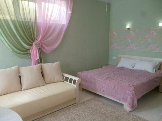  Photo 3