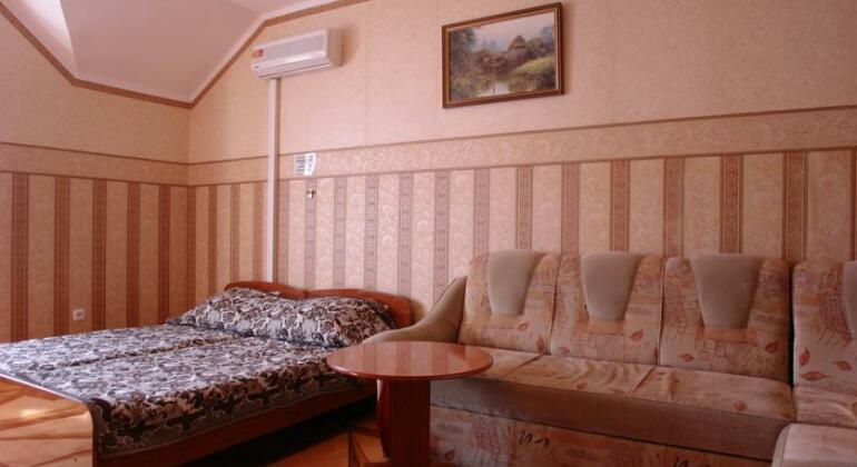 Vek Guest House Anapa - Photo4