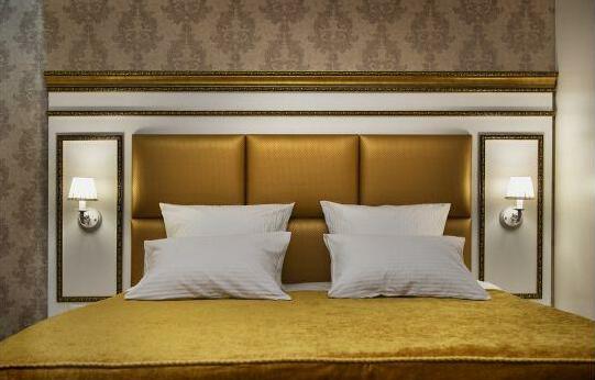 Premium Hotel Pushkin - Photo2