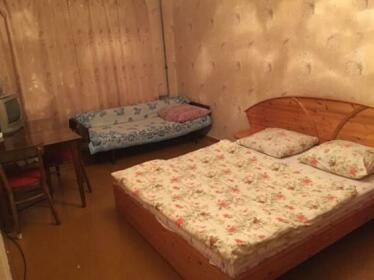 Na 50-letiya Oktyabrya Apartments