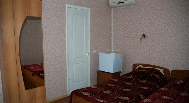 Mini-Hotel Nevskiy - Photo3