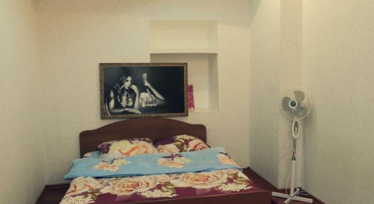 Apartment On Kirova 50 - Photo5