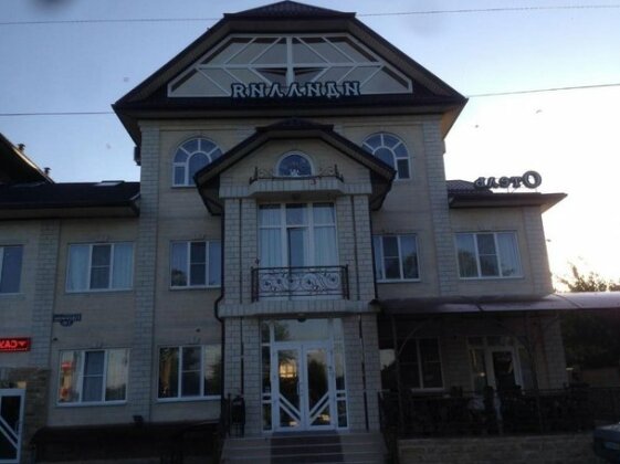 Photo 3