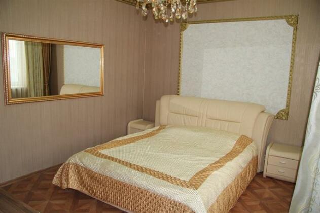 Artem Plaza Mini Hotel - Photo4