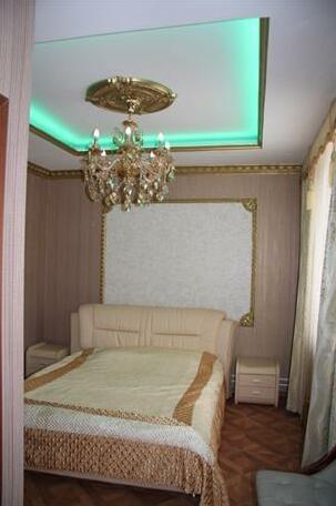 Artem Plaza Mini Hotel - Photo5