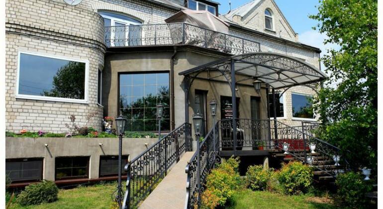 Monroe Hotel Artem - Photo4