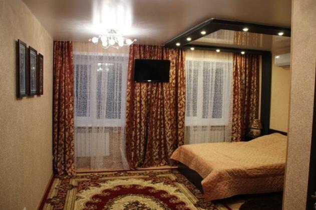 Hotel Lyuks - Photo3