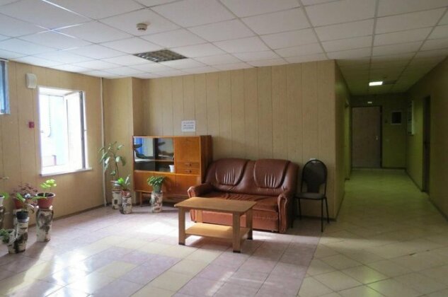 Hotel on 102 km - Photo3