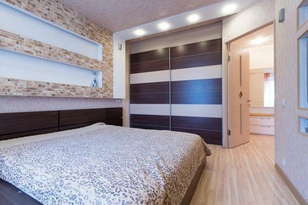 Bulvar Pobedyi Apartments - Photo4