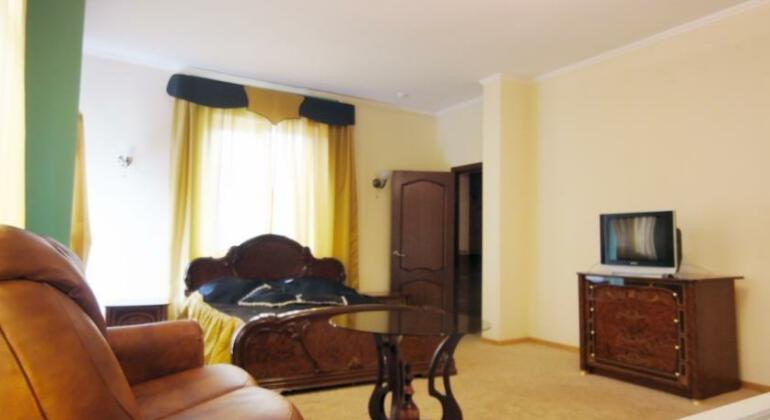 Kalifornia Hotel - Photo4