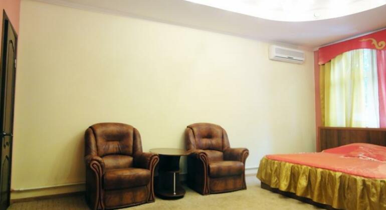 Kalifornia Hotel - Photo5