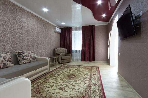 Latyisheva 3K Apartments - Photo3