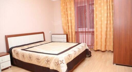 Spacious Apartment on Chernyshova