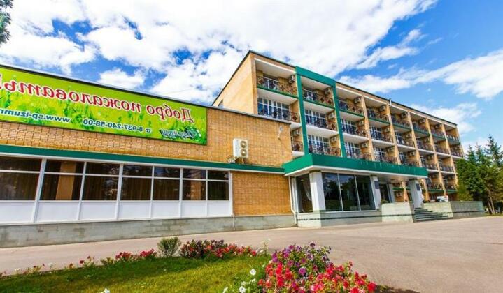 Hotel Izumrud