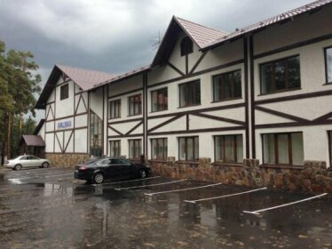 Avalman Hotel