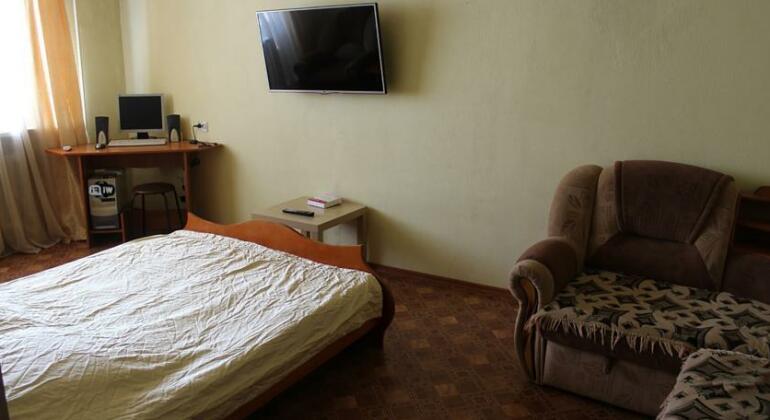 Sutki 700 Komarova 28 - Photo3